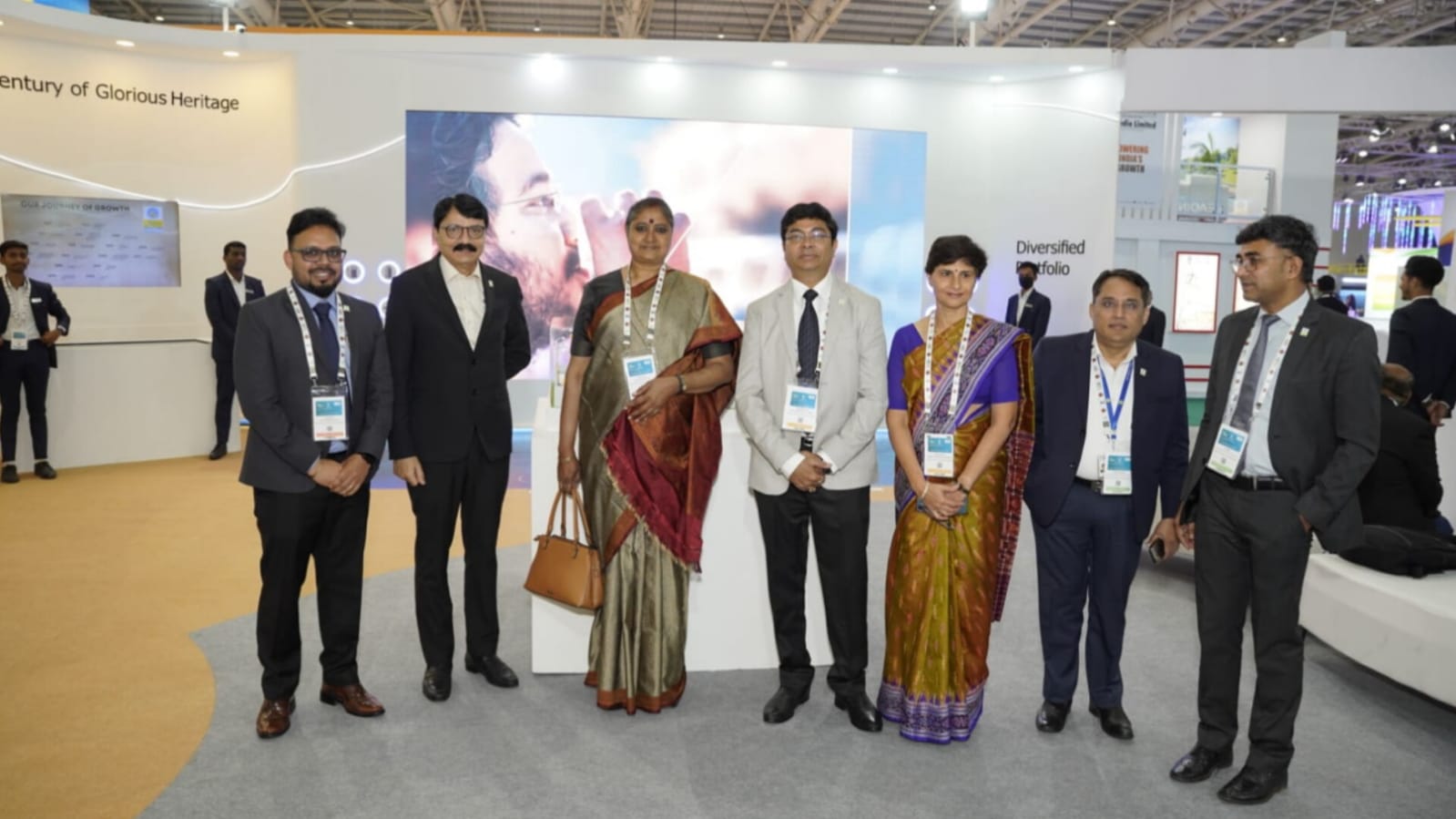 Smt. Perin Devi, Joint Secretary(IFD), MOP&NG, Government of India visited BPCL Pavilion at India Energy Week 2023. 