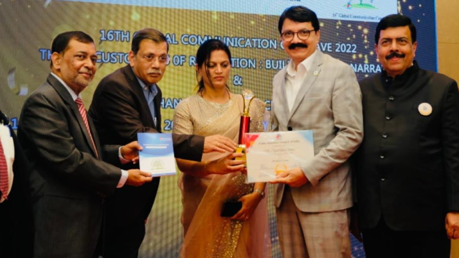‘Hall of Fame’ Award at the 16th Global Communication Conclave organised by PRCI